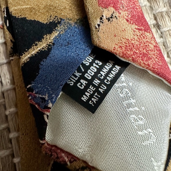 EUC Christian Dior -KING abstract print-Silk Tie - Picture 2 of 3